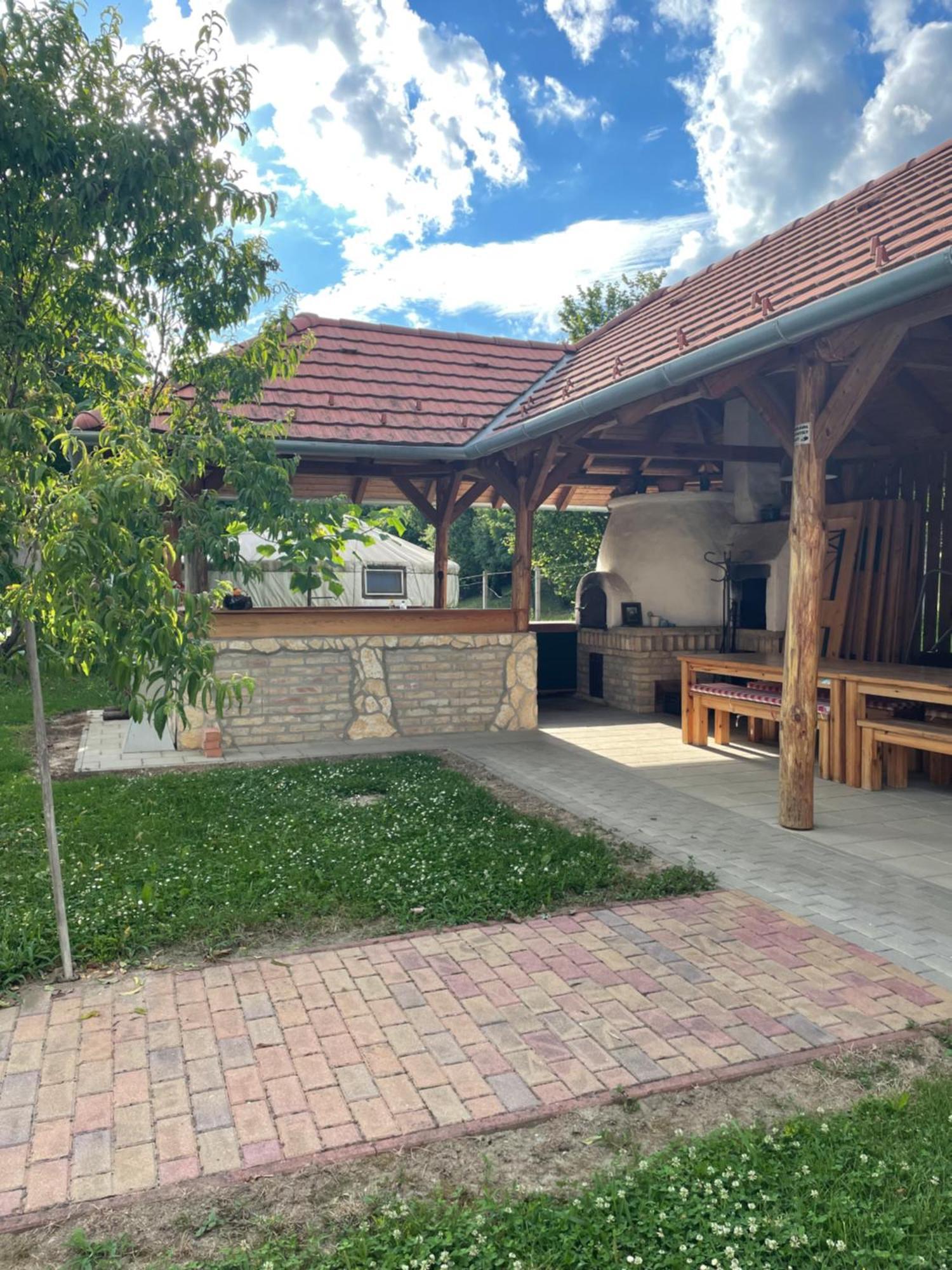 Hotel Nomad Jurta Zalakaros Mellett Zalamerenye Exterior foto