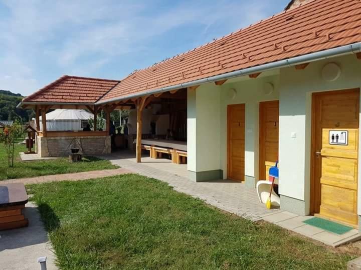 Hotel Nomad Jurta Zalakaros Mellett Zalamerenye Exterior foto